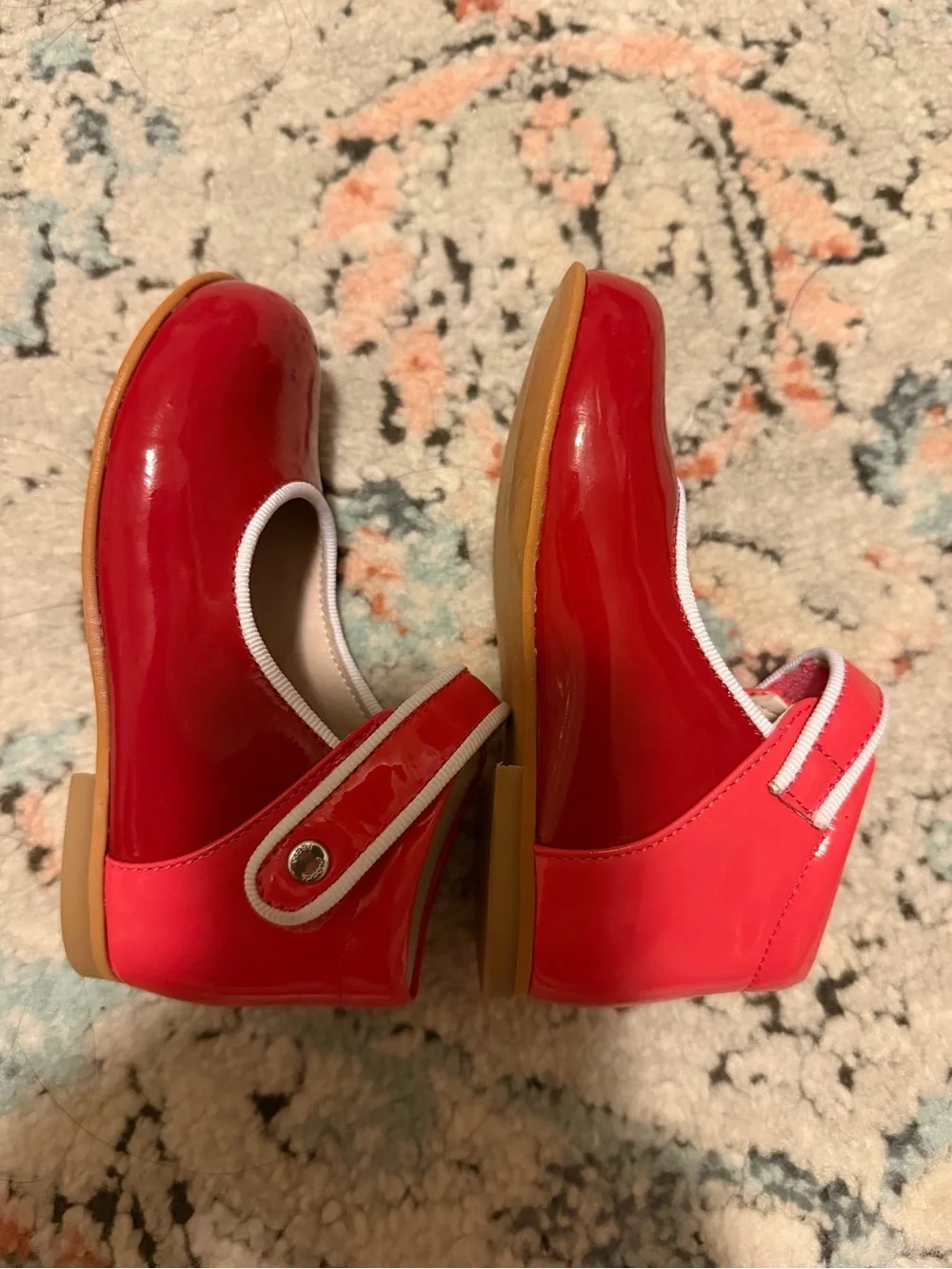 Girls' Red Patent Mary Jane Shoes size 24 or 7 Tolder like new worn one time